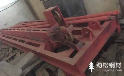 鋼護(hù)筒打樁機